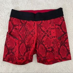Lululemon bike shorts